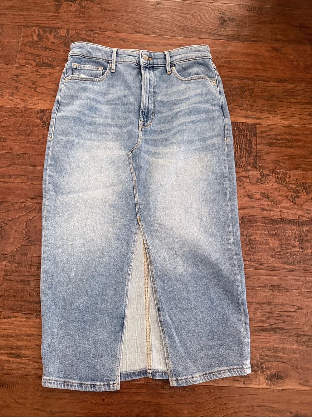 Good American Light Blue Denim Straight Midi Skirt with Front Slit